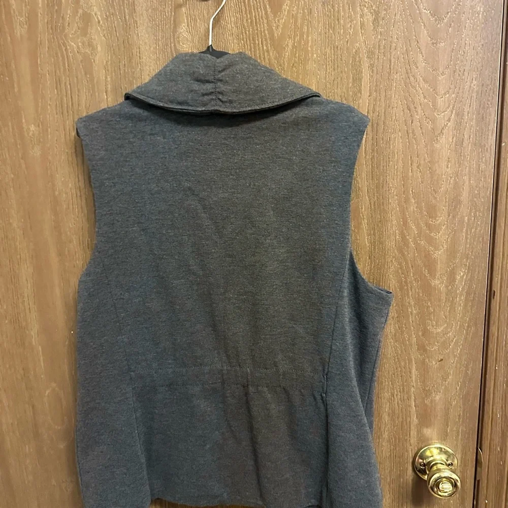 Coldwater Creek‎ Womens Vest Sleeveless Full Zip Gray Pockets Casual Layering